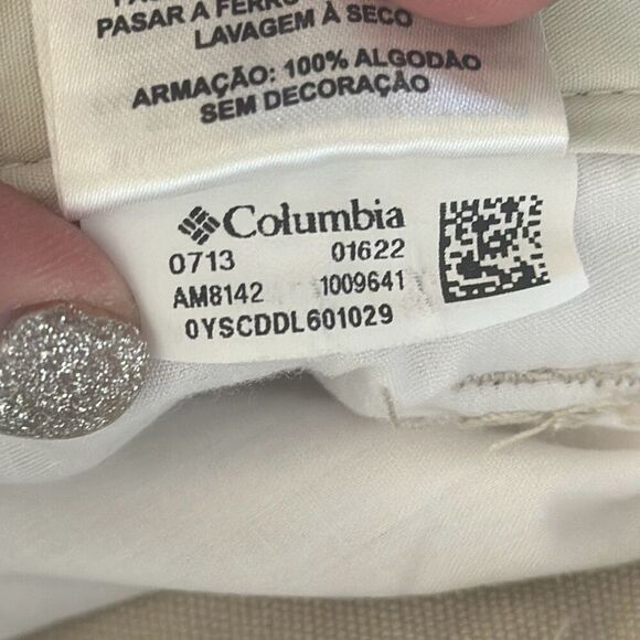 Columbia Relaxed Fit Khaki Pants Omni Shade UPF 50 NEW size W34 x L32” - Picture 9 of 9